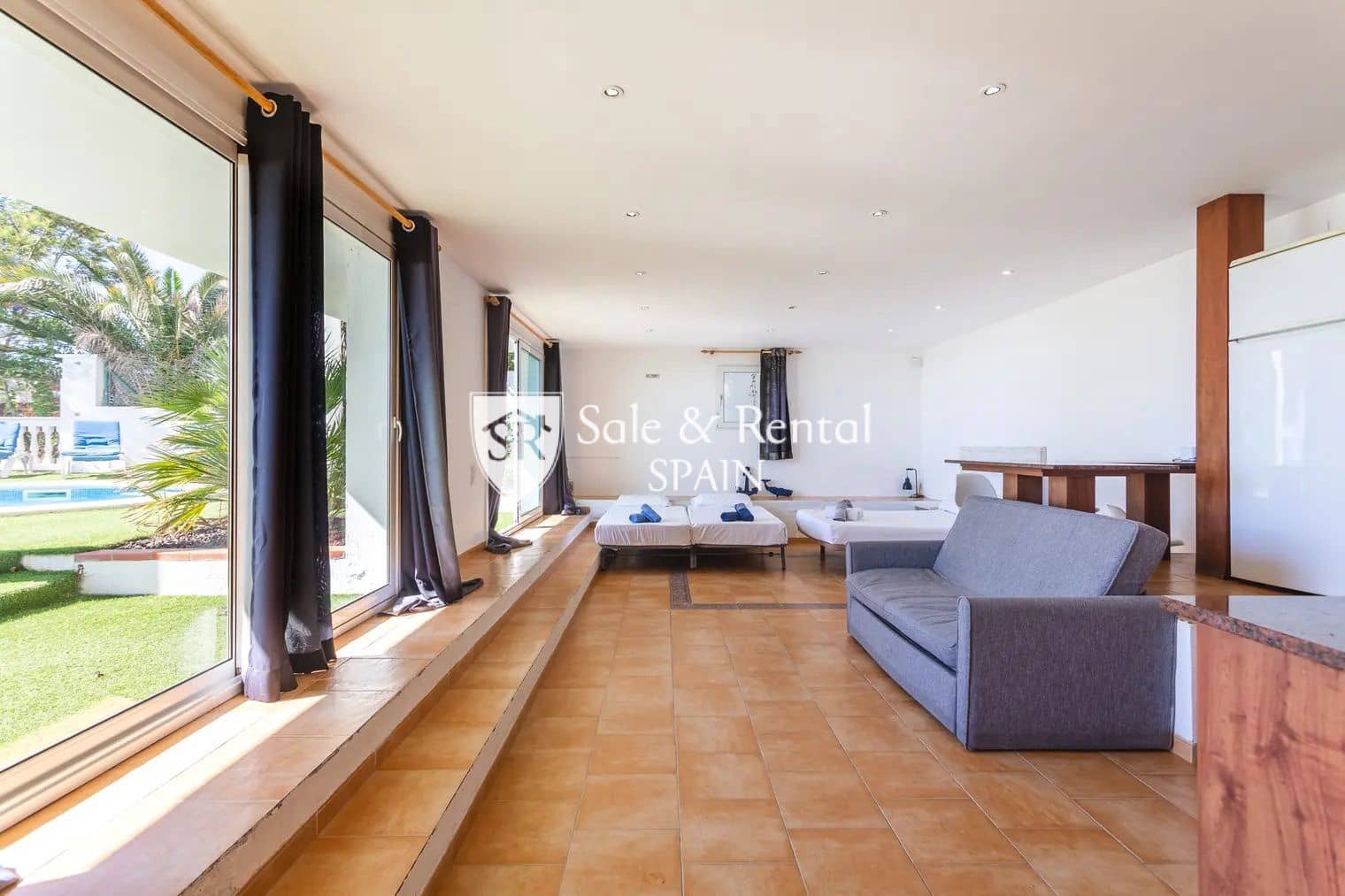 4 quarto Moradia para venda em Lloret de Mar com piscina garagem - 660 000 € (Ref: 8879401)