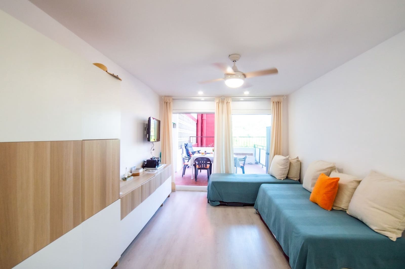 1 soveværelse Lejlighed til salg i Tossa de Mar med swimmingpool - € 145.000 (Ref: 9110004)