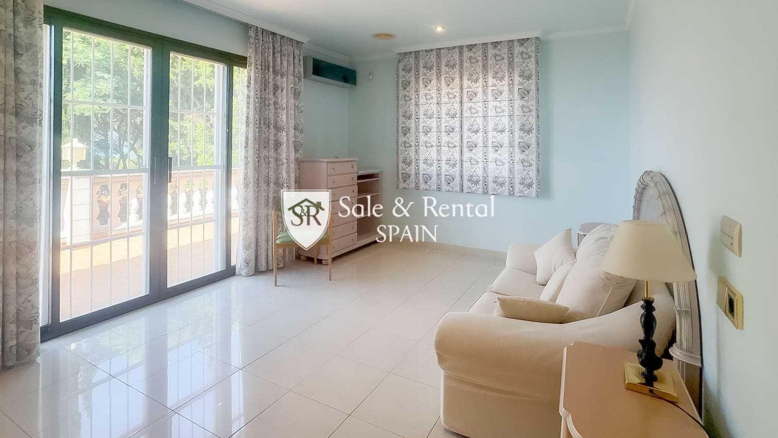 6 soveværelse Villa til salg i Lloret de Mar med swimmingpool garage - € 1.700.000 (Ref: 9127947)