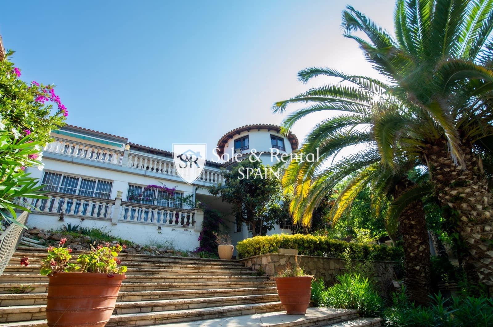 6 soveværelse Villa til salg i Lloret de Mar med swimmingpool garage - € 1.700.000 (Ref: 9127947)