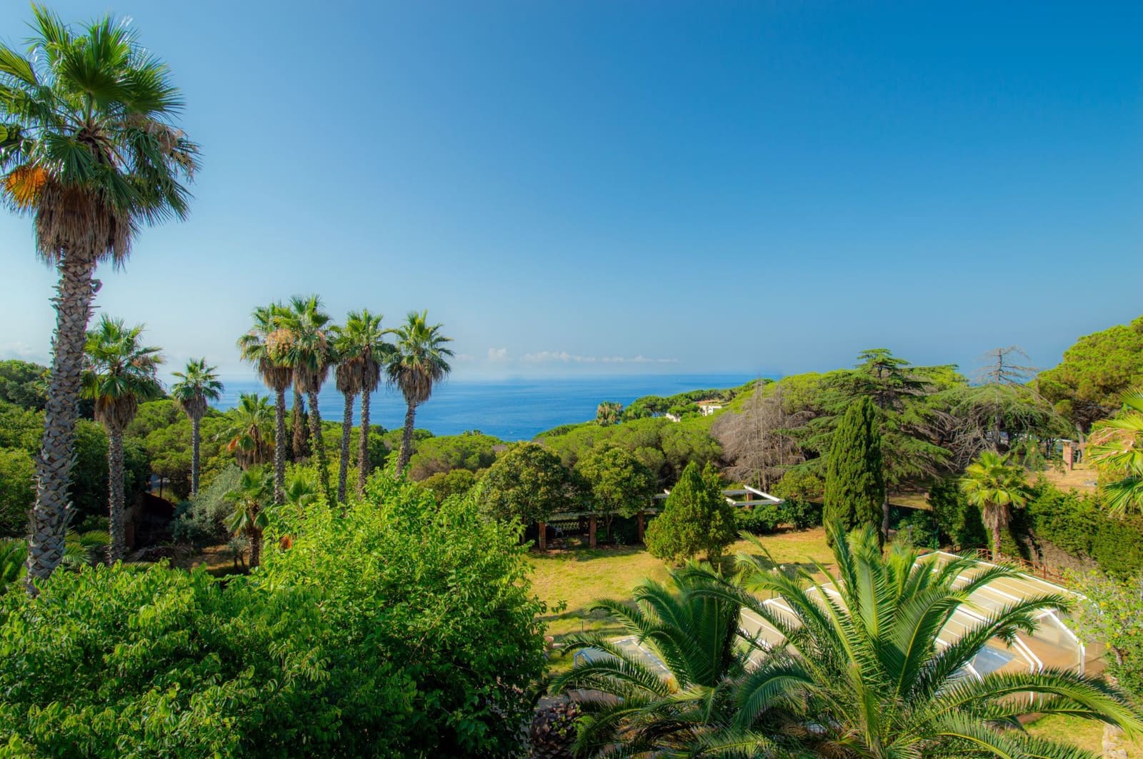 6 soveværelse Villa til salg i Lloret de Mar med swimmingpool garage - € 1.700.000 (Ref: 9127947)