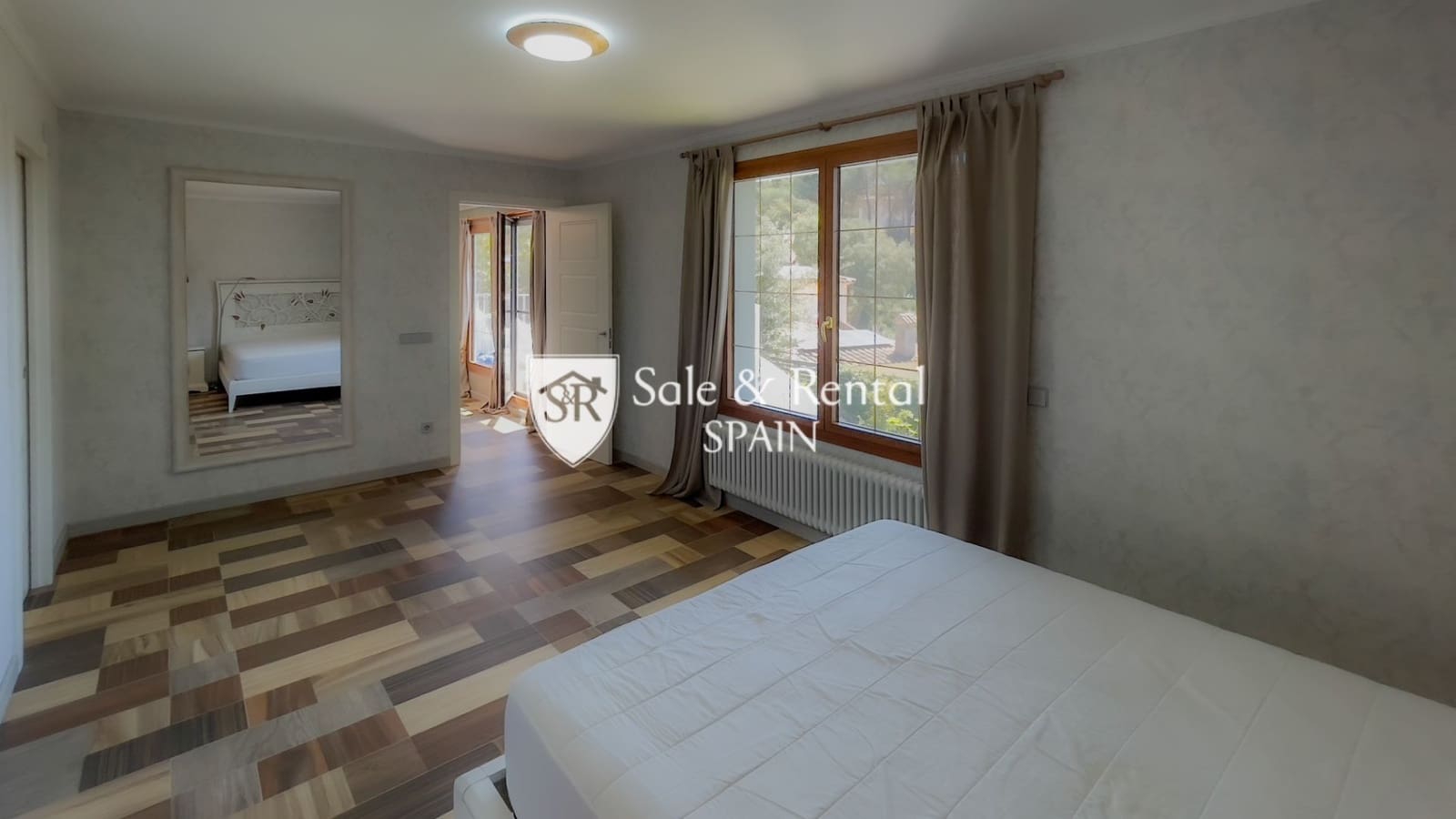 3 soveværelse Villa til salg i Lloret de Mar med garage - € 450.000 (Ref: 9159239)