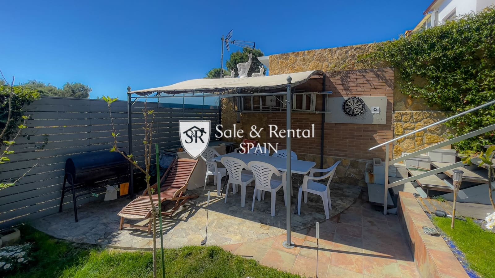 3 soveværelse Villa til salg i Lloret de Mar med garage - € 450.000 (Ref: 9159239)