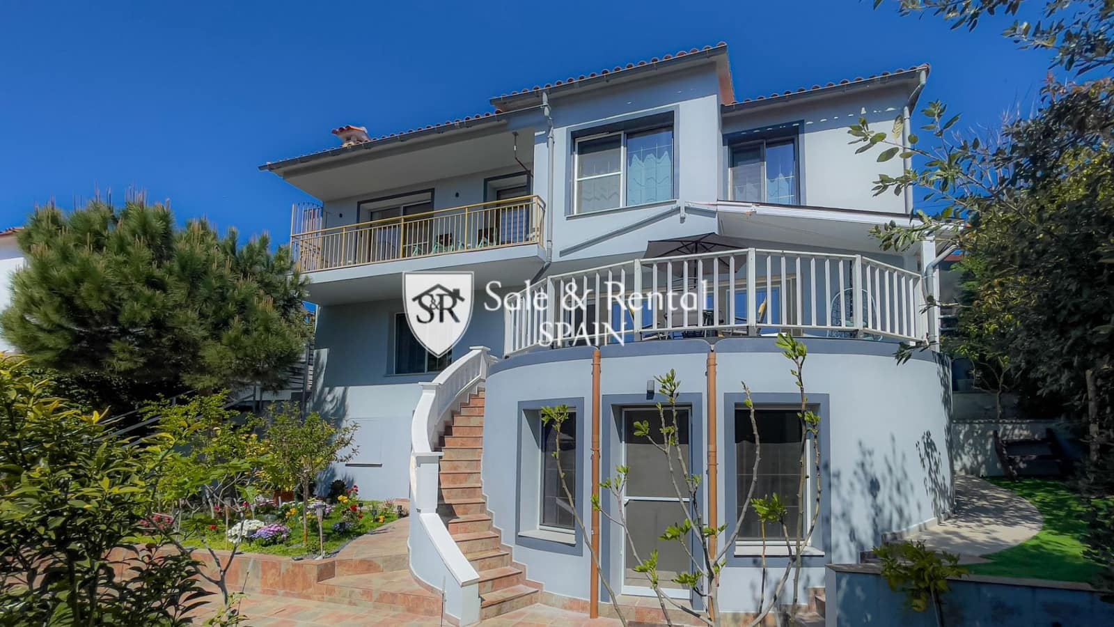 3 soveværelse Villa til salg i Lloret de Mar med garage - € 450.000 (Ref: 9159239)