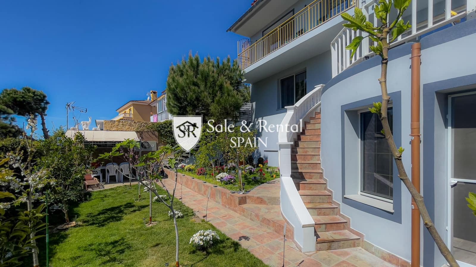 3 soveværelse Villa til salg i Lloret de Mar med garage - € 450.000 (Ref: 9159239)
