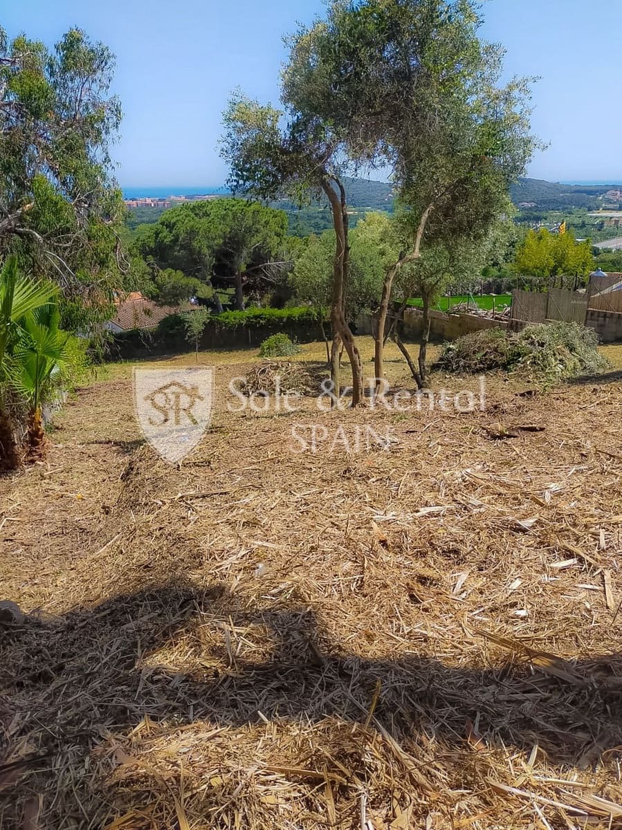 Grunde uden byggetilladelser til salg i Castell-Platja d'Aro - € 370.000 (Ref: 9310422)