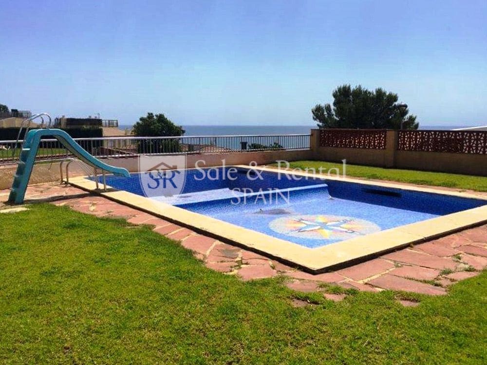 2 makuuhuone Asunto myytävänä paikassa Sant Feliu de Guixols mukana uima-altaan 
autotalli - 350 000 € (Ref: 9317157)