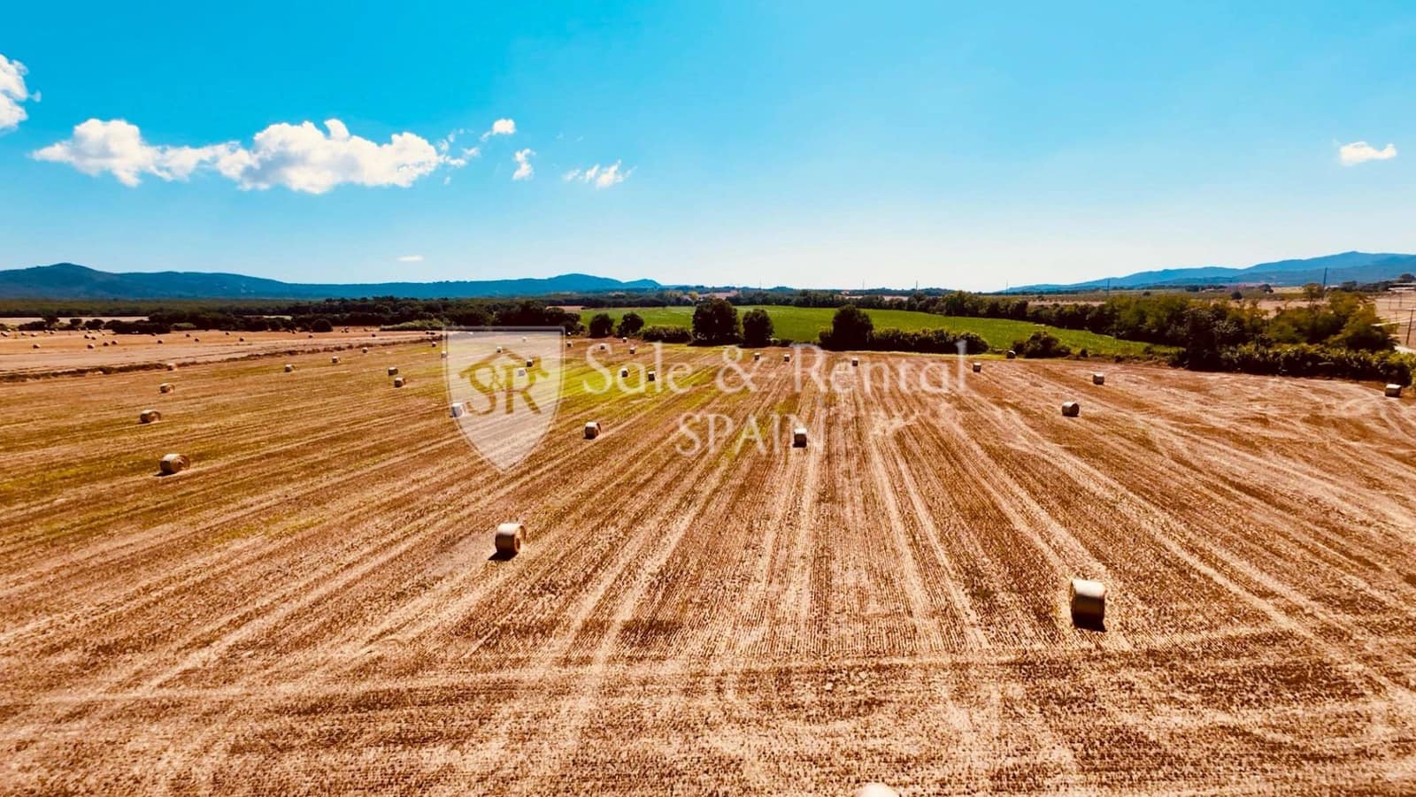 7 soveværelse Finca/Landehus til salg i Girona by med swimmingpool garage - € 1.325.000 (Ref: 9317158)