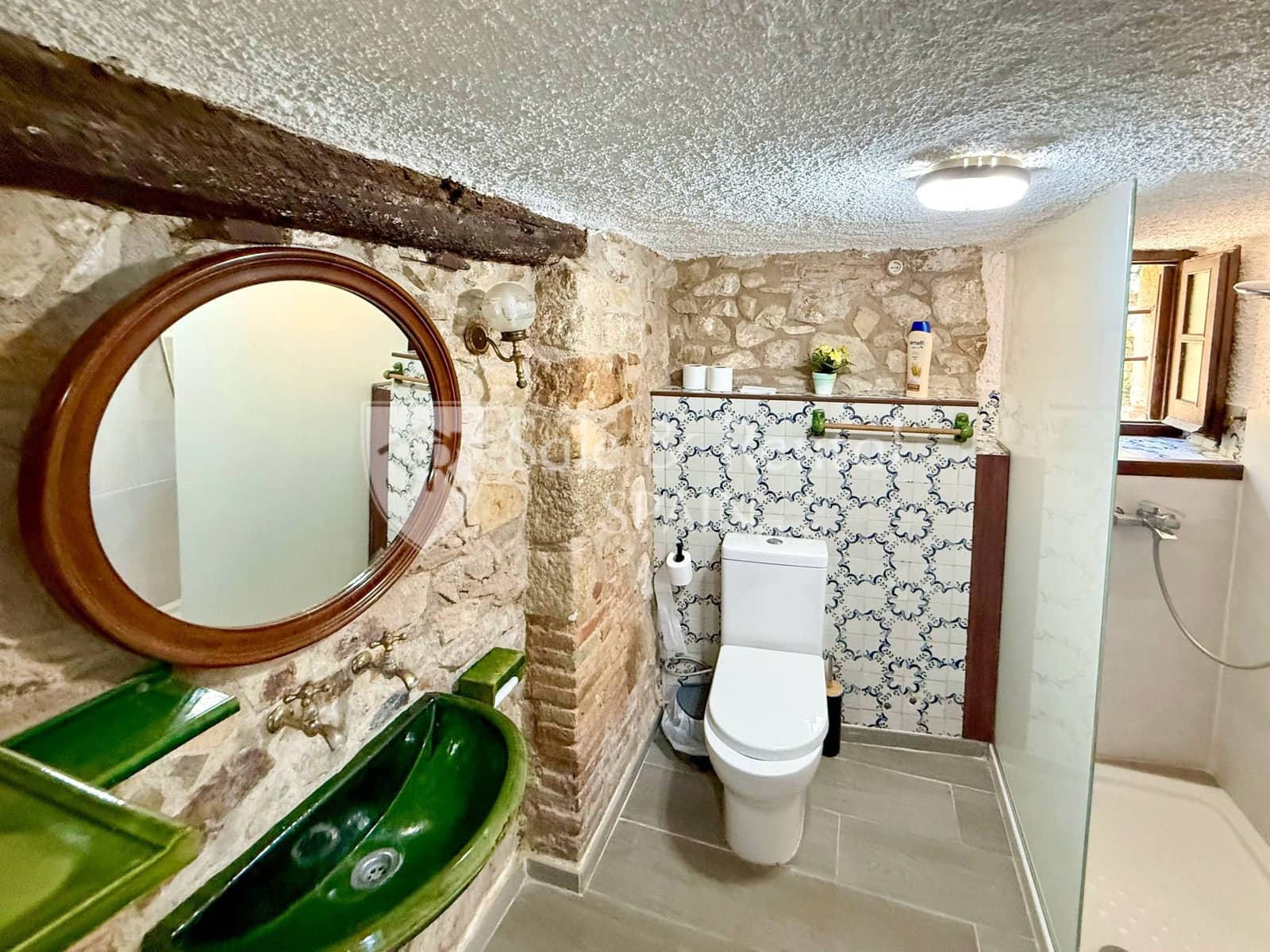 7 soverom Villa til salgs i Girona by med svømmebasseng garasje - € 1 325 000 (Ref: 9317159)