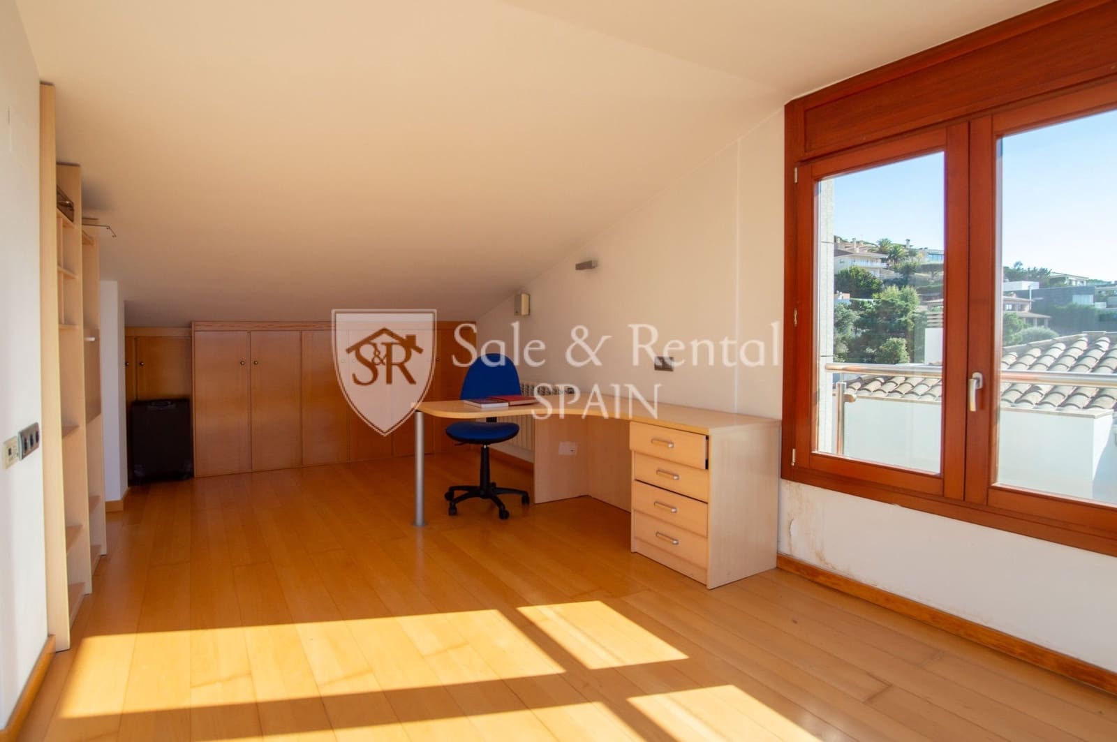 Chalet de 7 habitaciones en Blanes en venta con piscina garaje - 850.000 € (Ref: 9355452)