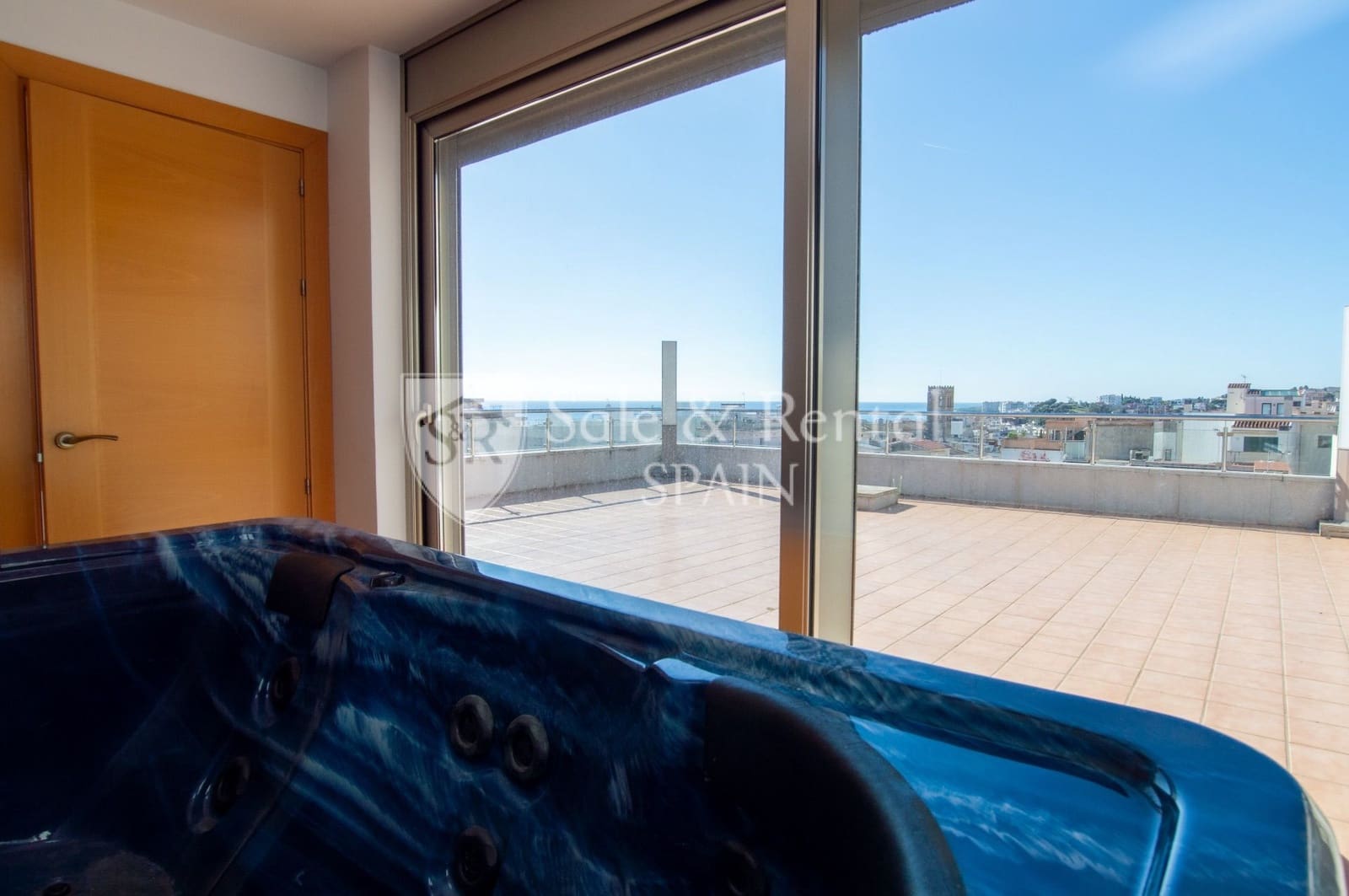 Chalet de 7 habitaciones en Blanes en venta con piscina garaje - 850.000 € (Ref: 9355452)