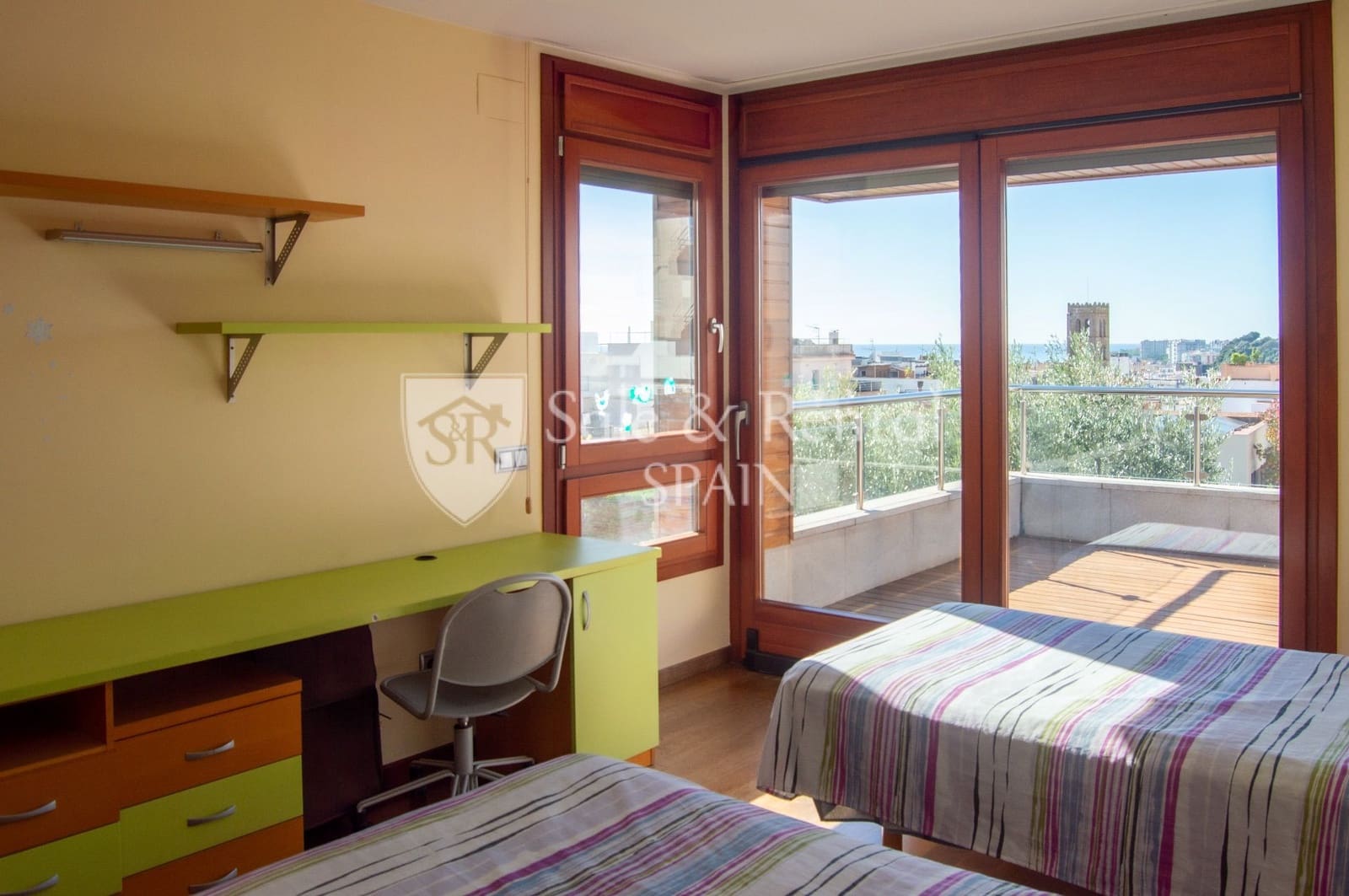 Chalet de 7 habitaciones en Blanes en venta con piscina garaje - 850.000 € (Ref: 9355452)