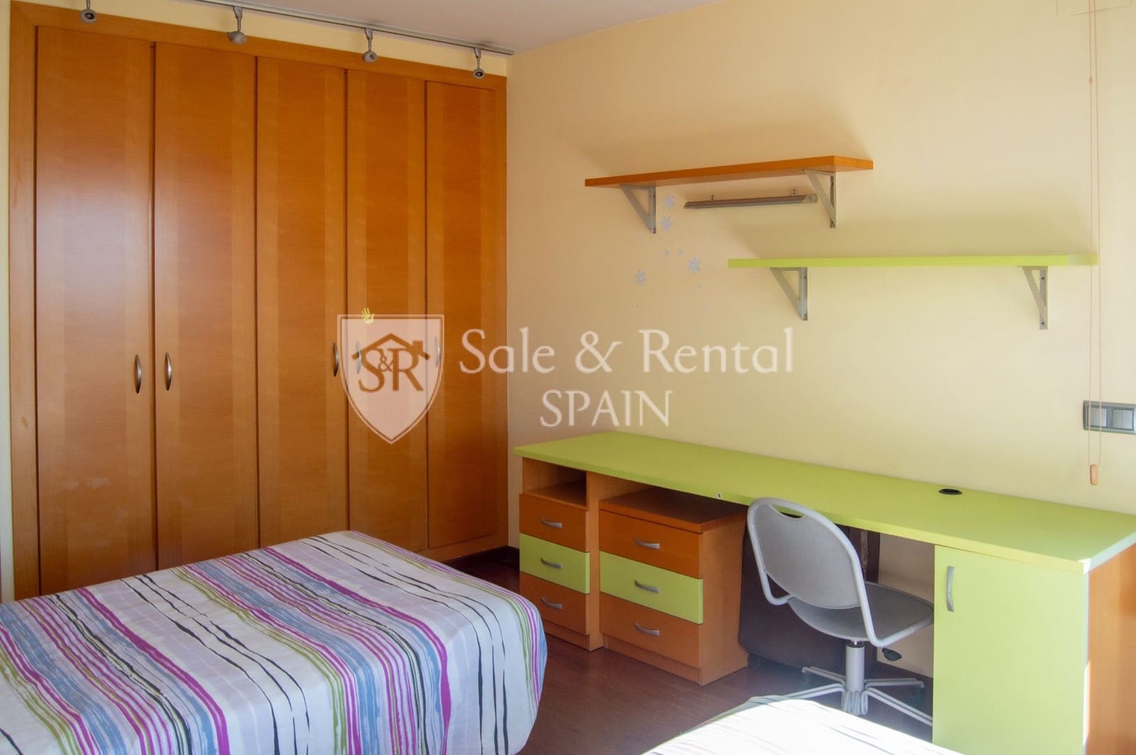 Chalet de 7 habitaciones en Blanes en venta con piscina garaje - 850.000 € (Ref: 9355452)