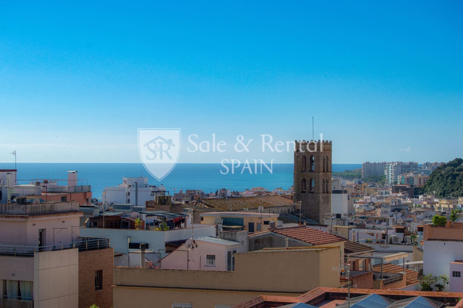 Chalet de 7 habitaciones en Blanes en venta con piscina garaje - 850.000 € (Ref: 9355452)