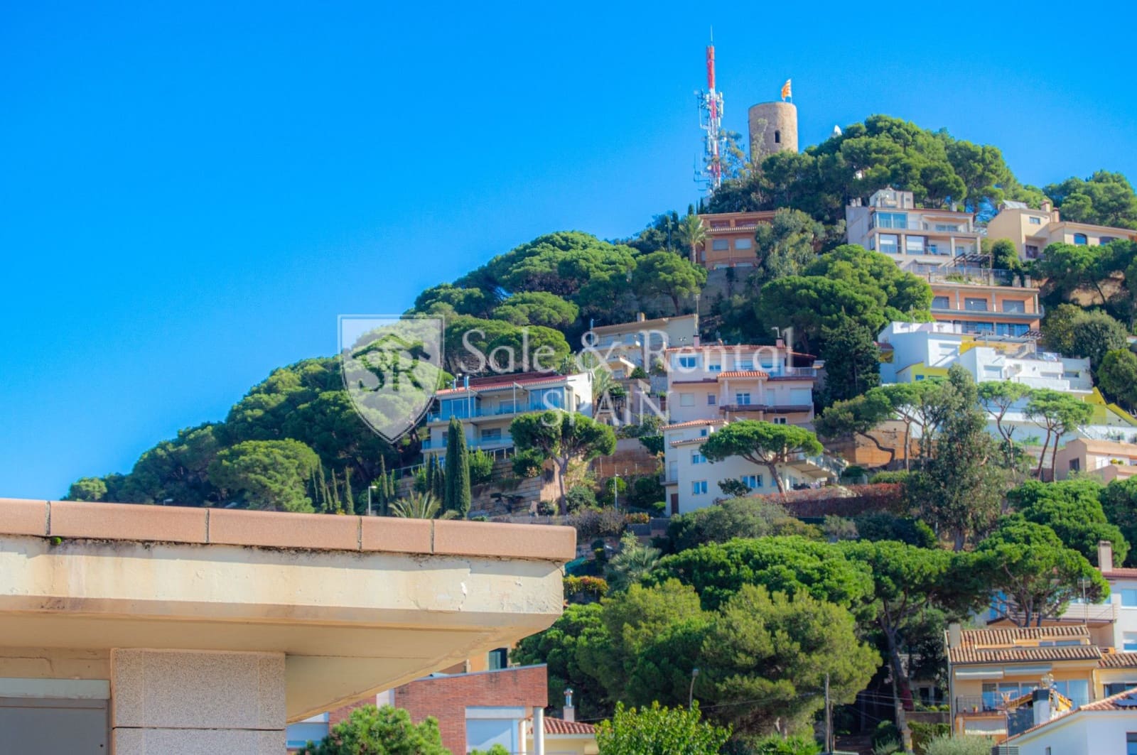 Chalet de 7 habitaciones en Blanes en venta con piscina garaje - 850.000 € (Ref: 9355452)