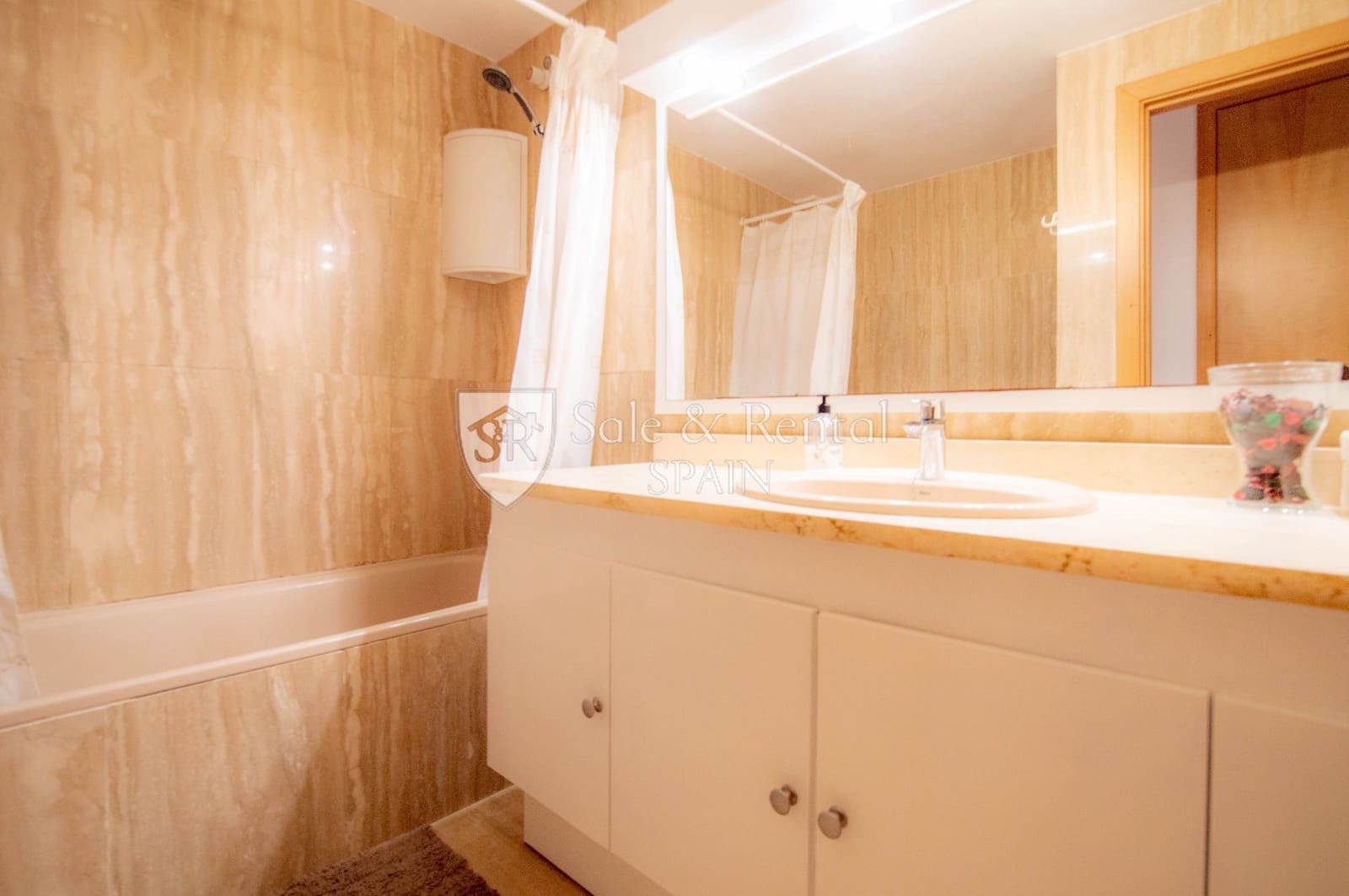 Piso de 3 habitaciones en Tossa de Mar en venta con garaje - 479.000 € (Ref: 9371673)