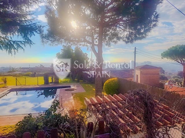 6 bedroom Villa for sale in Platja d'Aro, Castell-Platja d'Aro with pool garage - € 875,000 (Ref: 9371674)