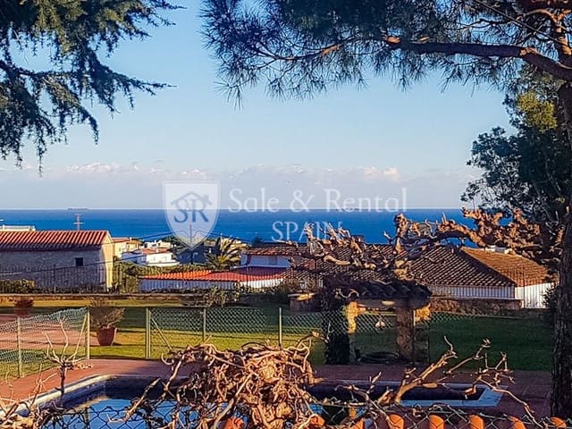 6 bedroom Villa for sale in Platja d'Aro, Castell-Platja d'Aro with pool garage - € 875,000 (Ref: 9371674)