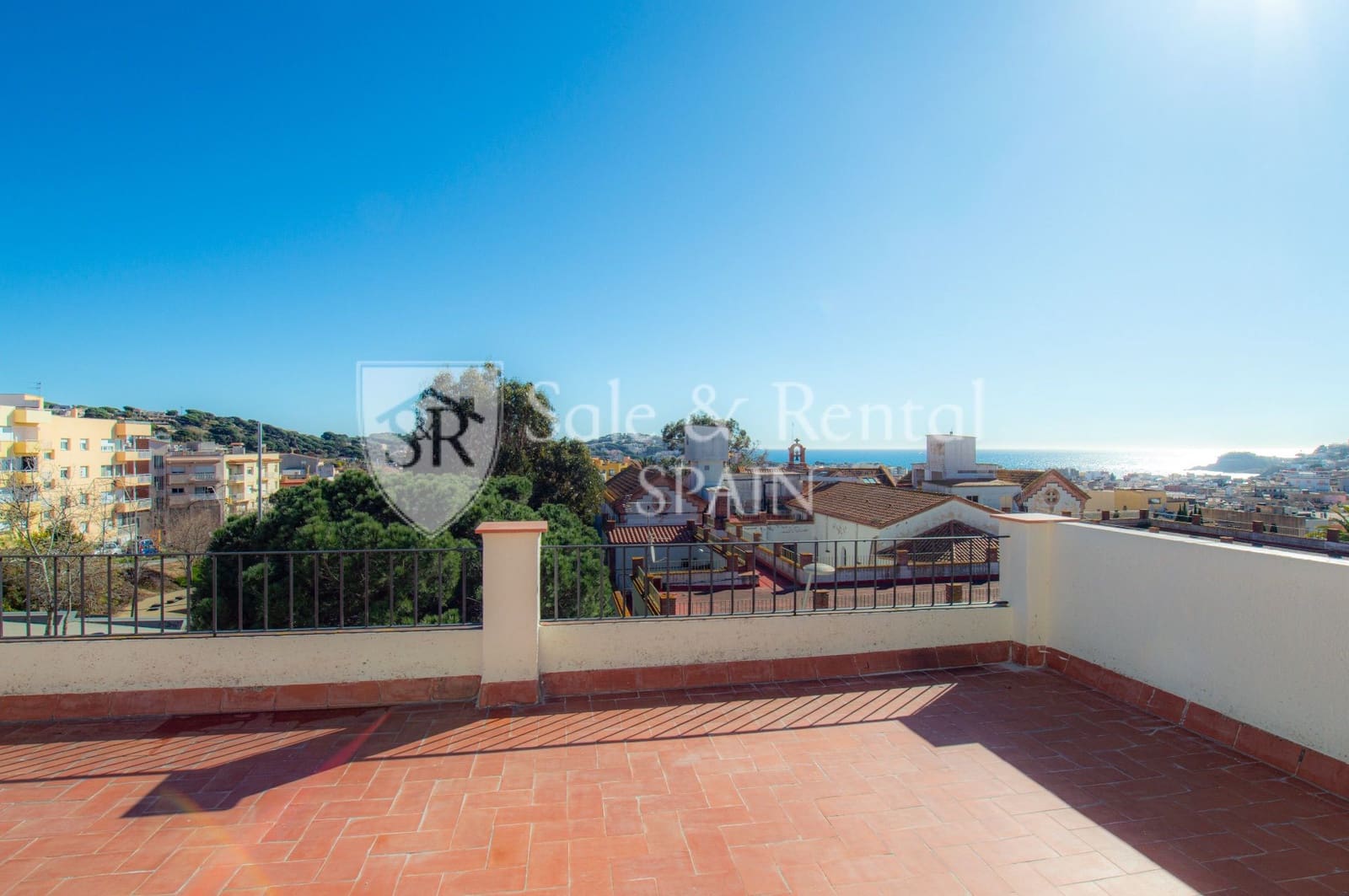 3 bedroom Townhouse for sale in Sant Feliu de Guixols - € 325,000 (Ref: 9374932)