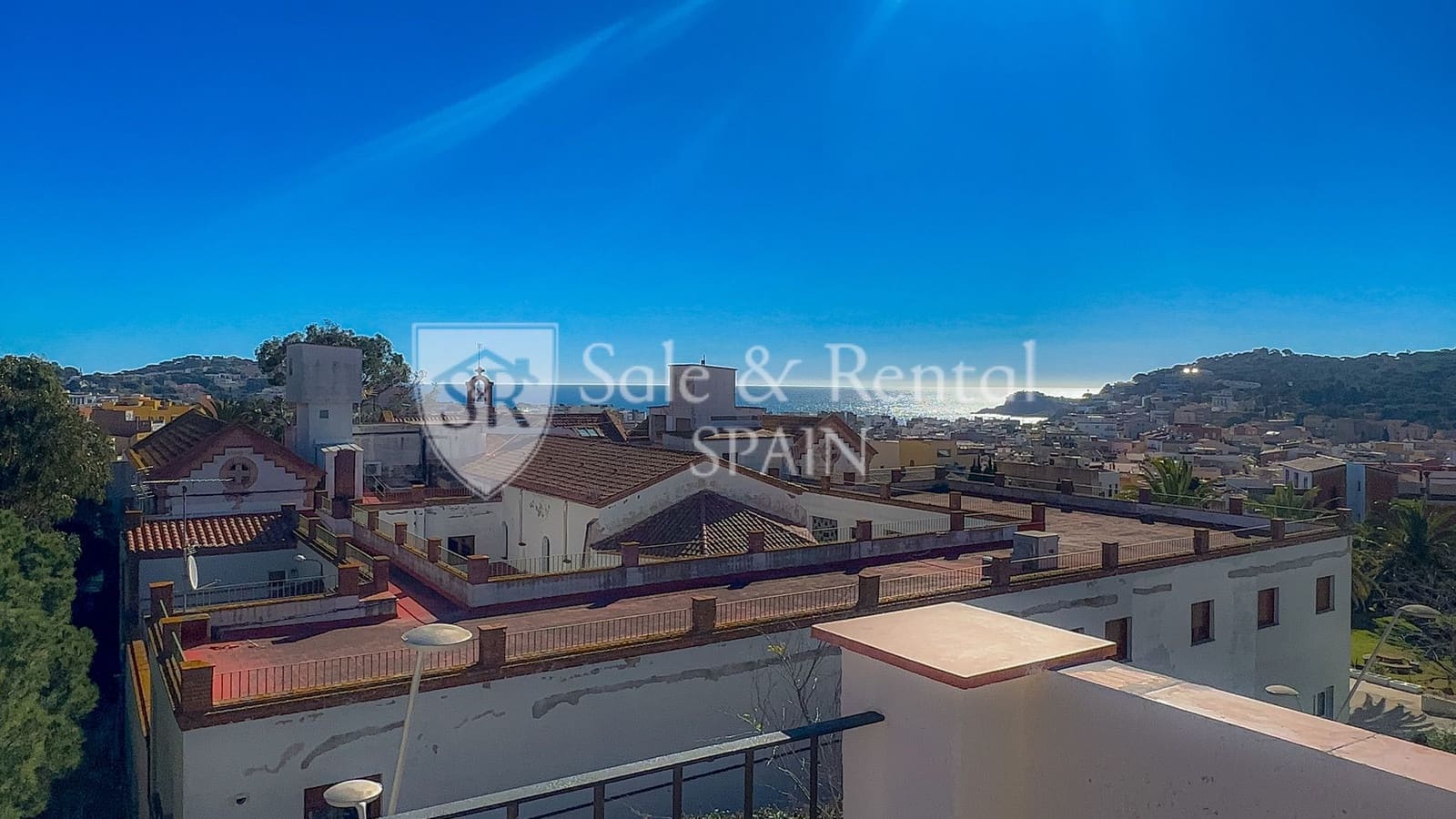 3 bedroom Townhouse for sale in Sant Feliu de Guixols - € 325,000 (Ref: 9374932)