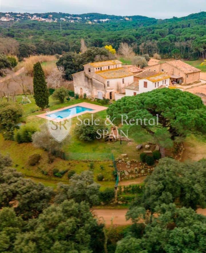 9 slaapkamer Villa te koop in Santa Cristina d'Aro met zwembad - € 6.950.000 (Ref: 9374933)
