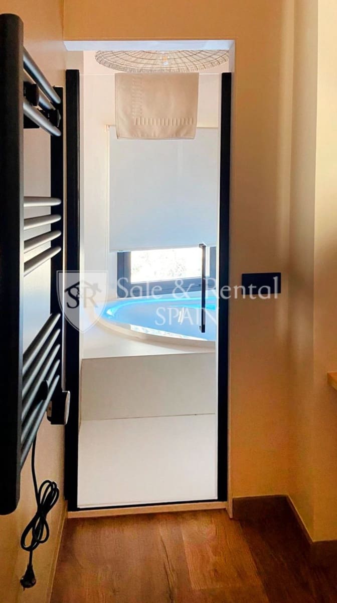 9 slaapkamer Villa te koop in Santa Cristina d'Aro met zwembad - € 6.950.000 (Ref: 9374933)