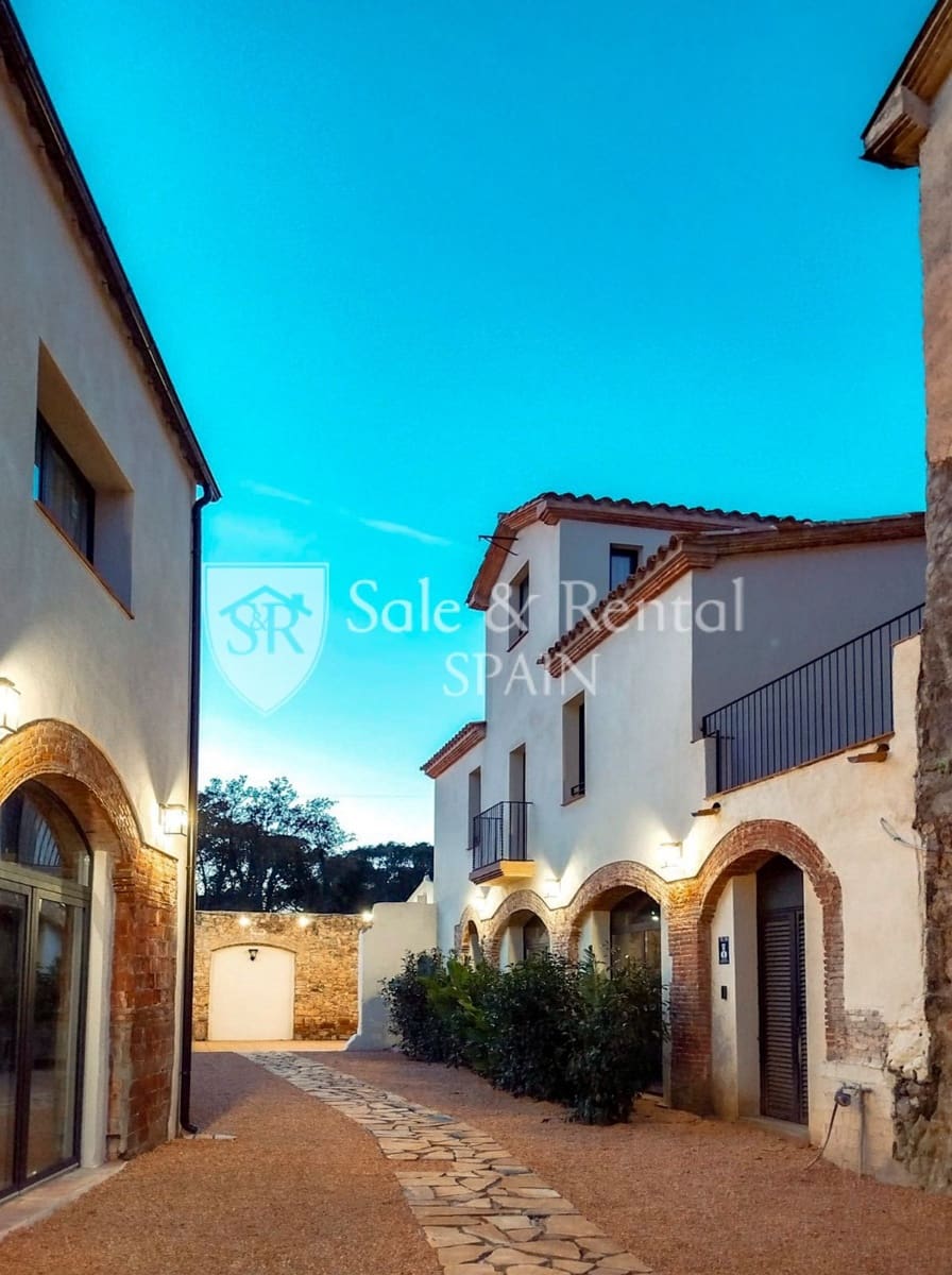 9 slaapkamer Villa te koop in Santa Cristina d'Aro met zwembad - € 6.950.000 (Ref: 9374933)