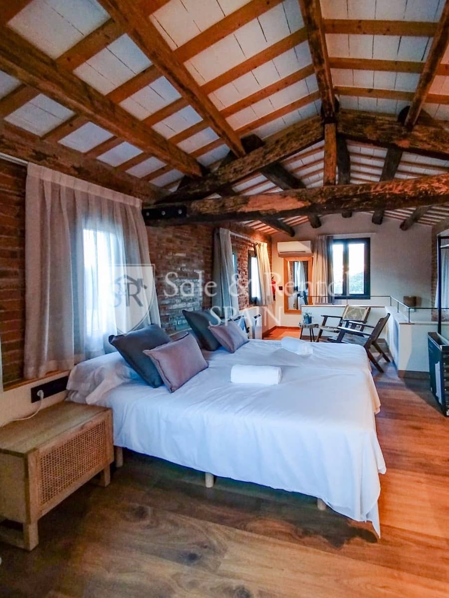 9 slaapkamer Villa te koop in Santa Cristina d'Aro met zwembad - € 6.950.000 (Ref: 9374933)