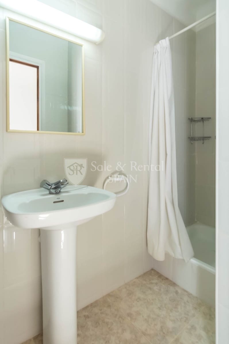 9 sypialnia Mieszkanie na sprzedaż w Tossa de Mar - 495 000 € (Ref: 9390088)