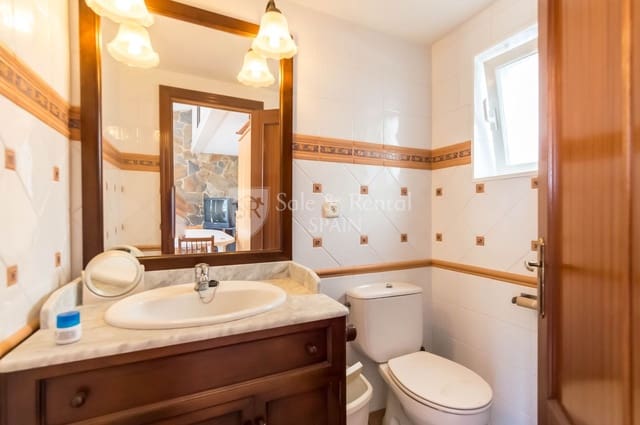 9 sovrum Lägenhet till salu i Tossa de Mar - 495 000 € (Ref: 9390088)