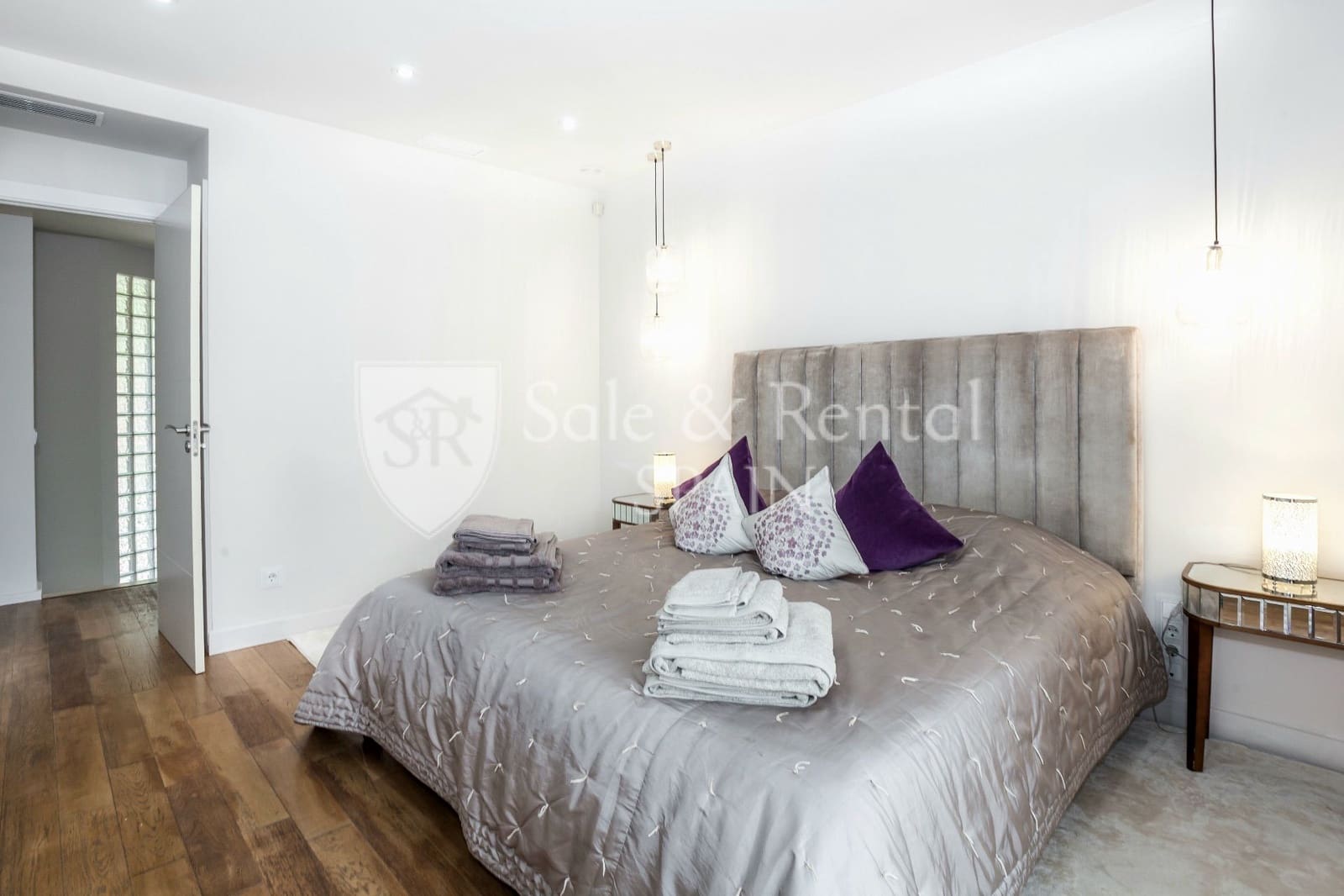 6 soverom Villa til salgs i Gava med svømmebasseng garasje - € 2 650 000 (Ref: 9398148)