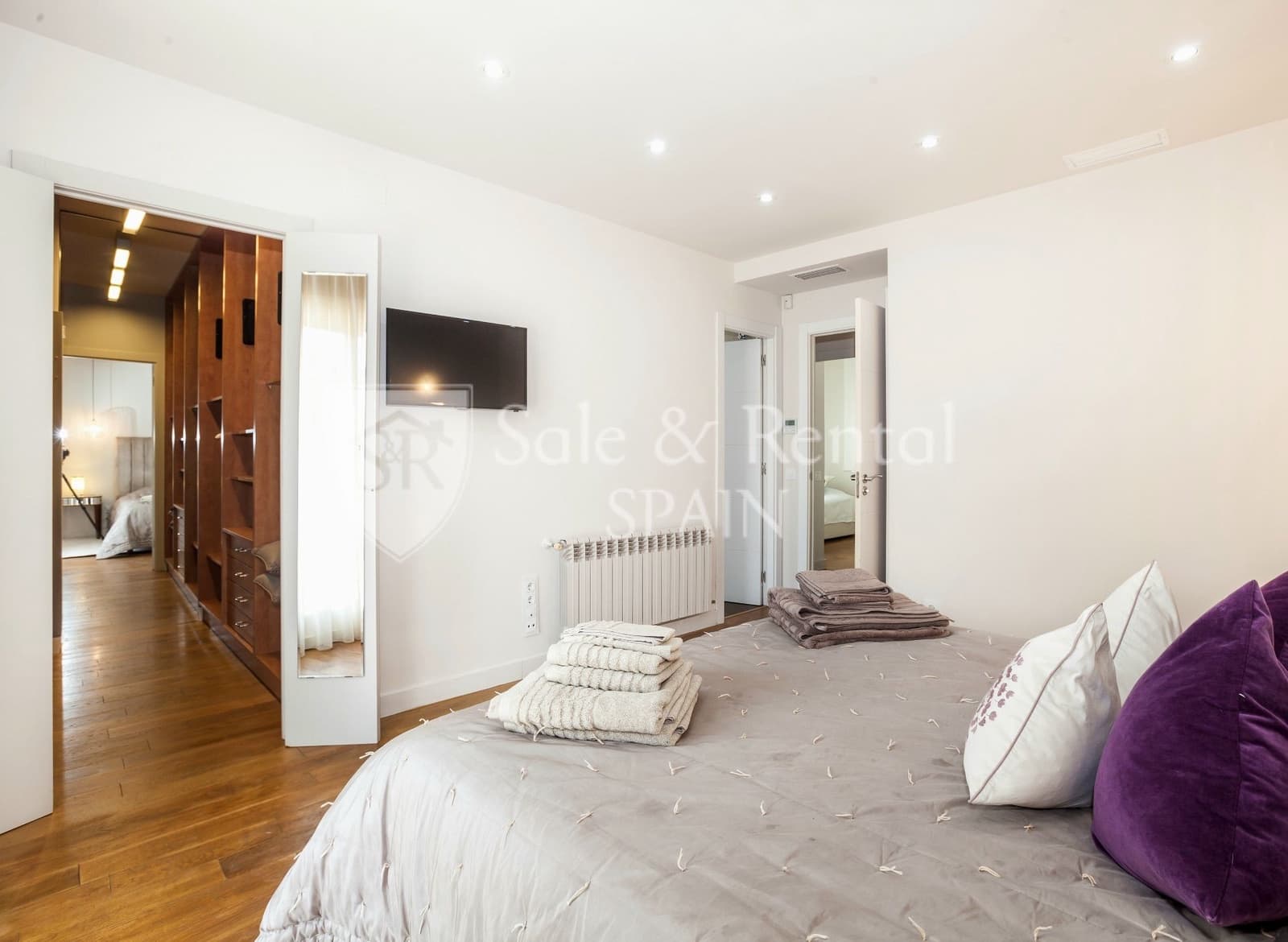 6 soverom Villa til salgs i Gava med svømmebasseng garasje - € 2 650 000 (Ref: 9398148)