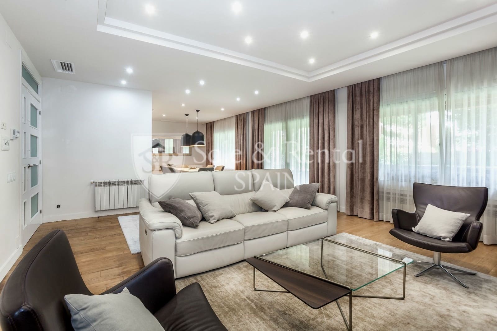 6 soverom Villa til salgs i Gava med svømmebasseng garasje - € 2 650 000 (Ref: 9398148)