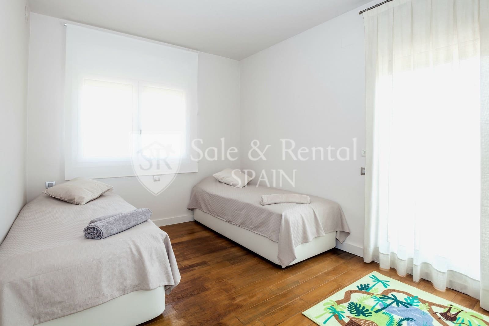 6 soverom Villa til salgs i Gava med svømmebasseng garasje - € 2 650 000 (Ref: 9398148)