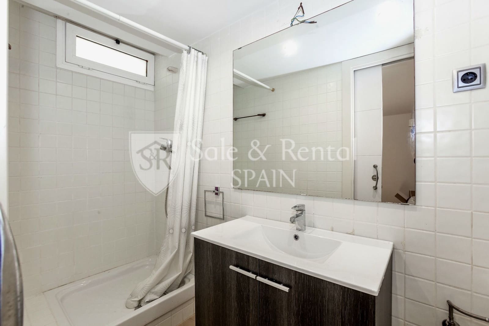 6 soverom Villa til salgs i Gava med svømmebasseng garasje - € 2 650 000 (Ref: 9398148)