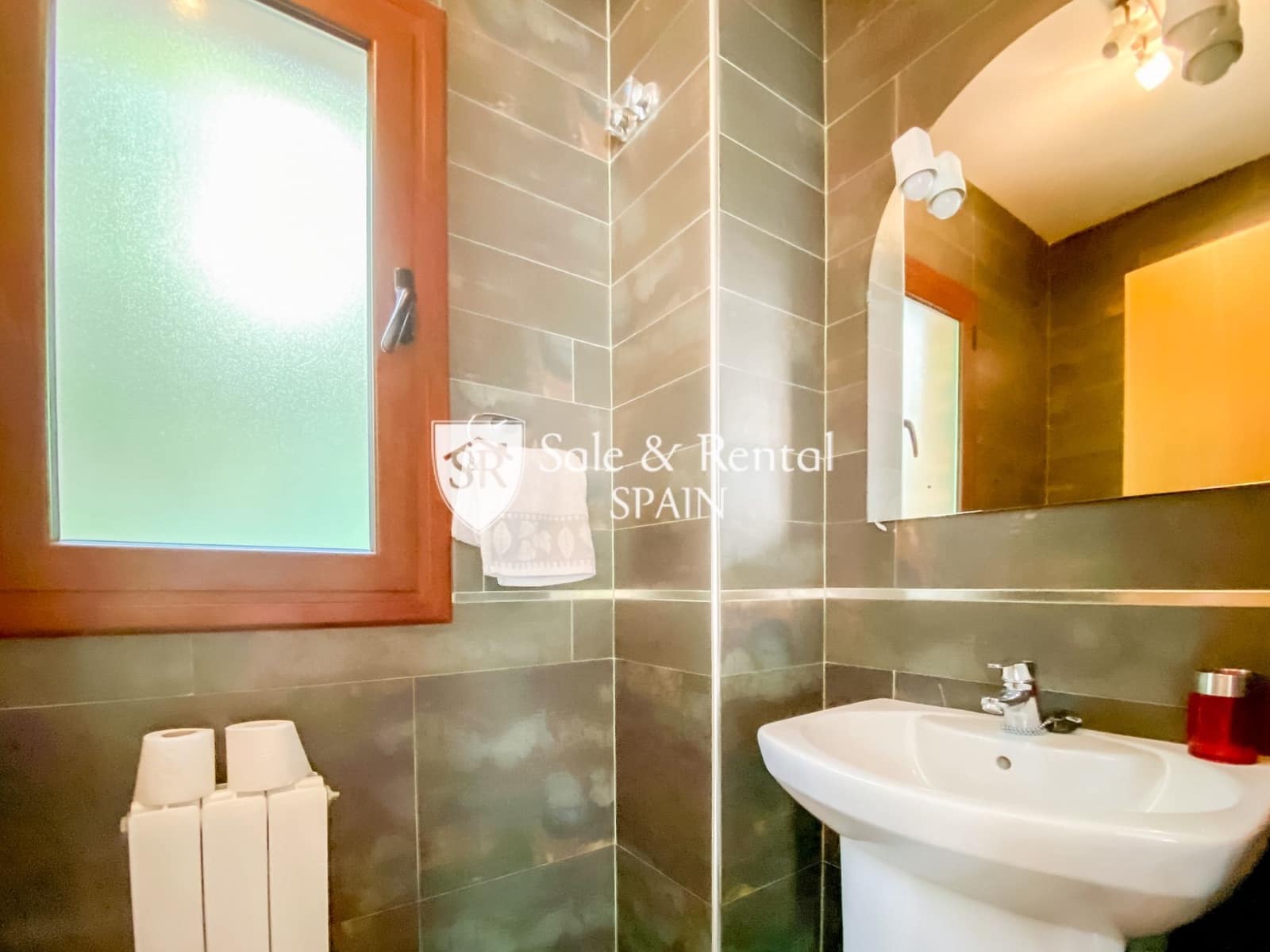 4 soverom Villa til salgs i Lloret de Mar med svømmebasseng - € 440 000 (Ref: 9421820)