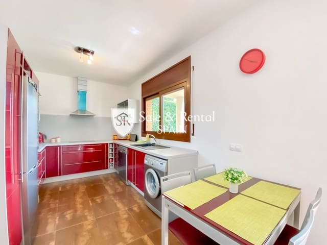 4 soveværelse Villa til salg i Serra Brava, Lloret de Mar med swimmingpool - € 440.000 (Ref: 9421820)