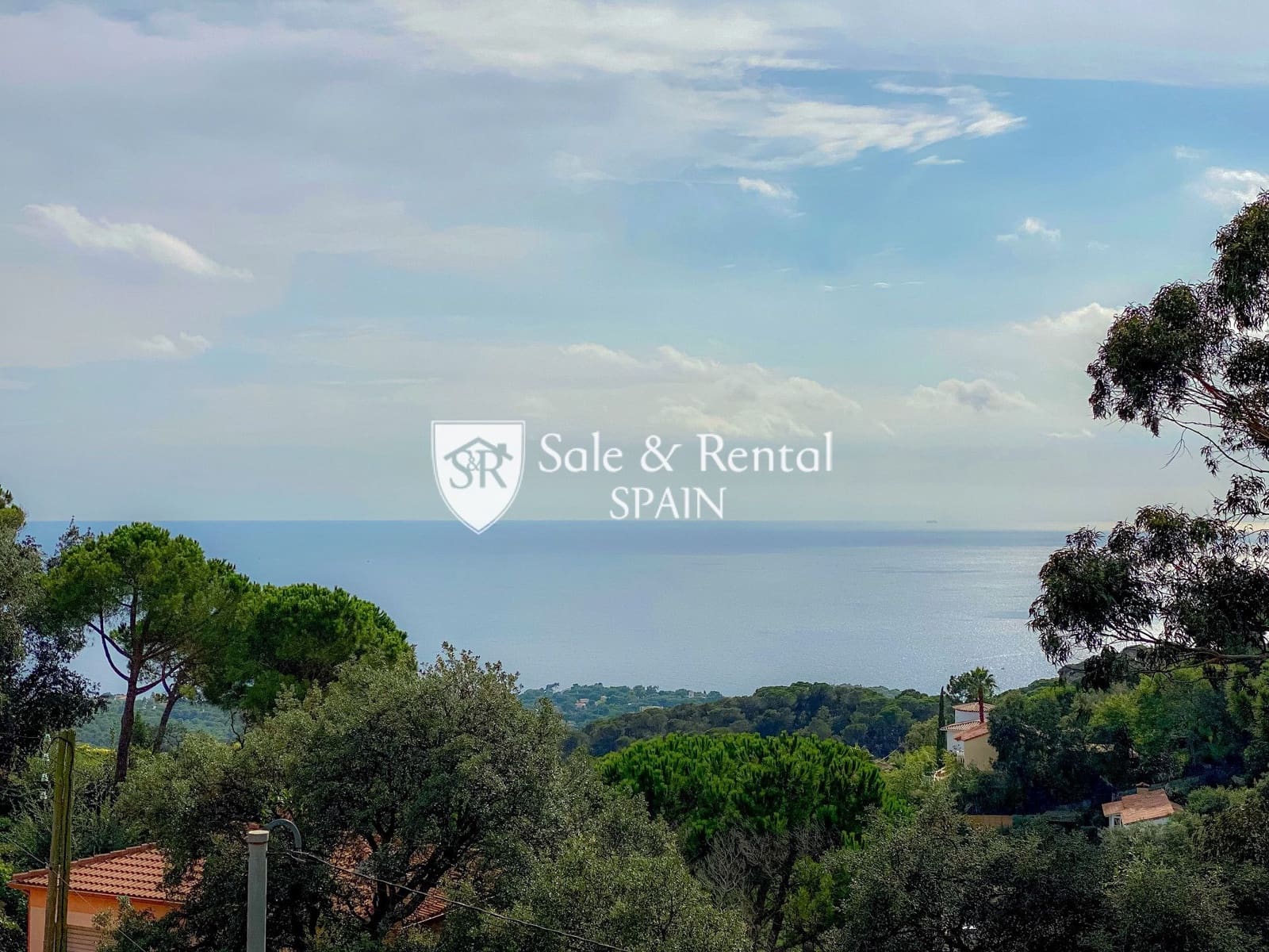 4 soverom Villa til salgs i Lloret de Mar med svømmebasseng - € 440 000 (Ref: 9421820)