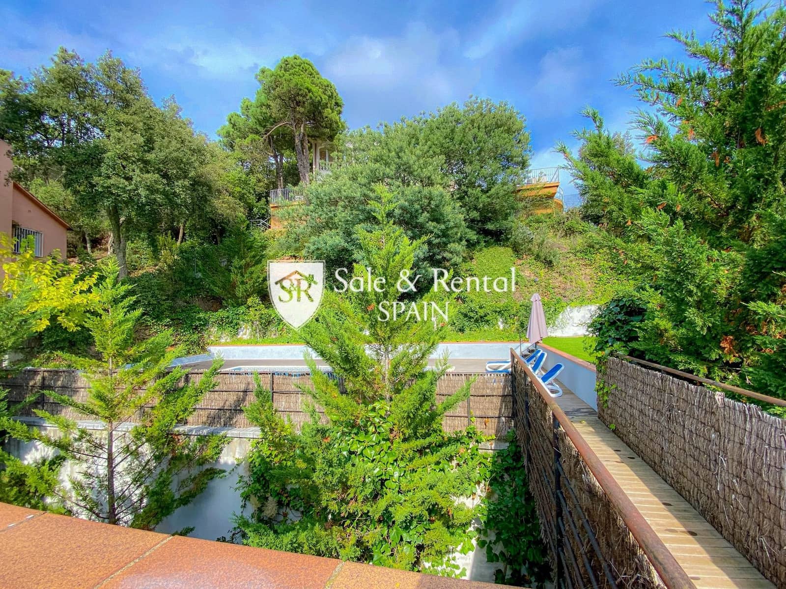 4 soverom Villa til salgs i Lloret de Mar med svømmebasseng - € 440 000 (Ref: 9421820)