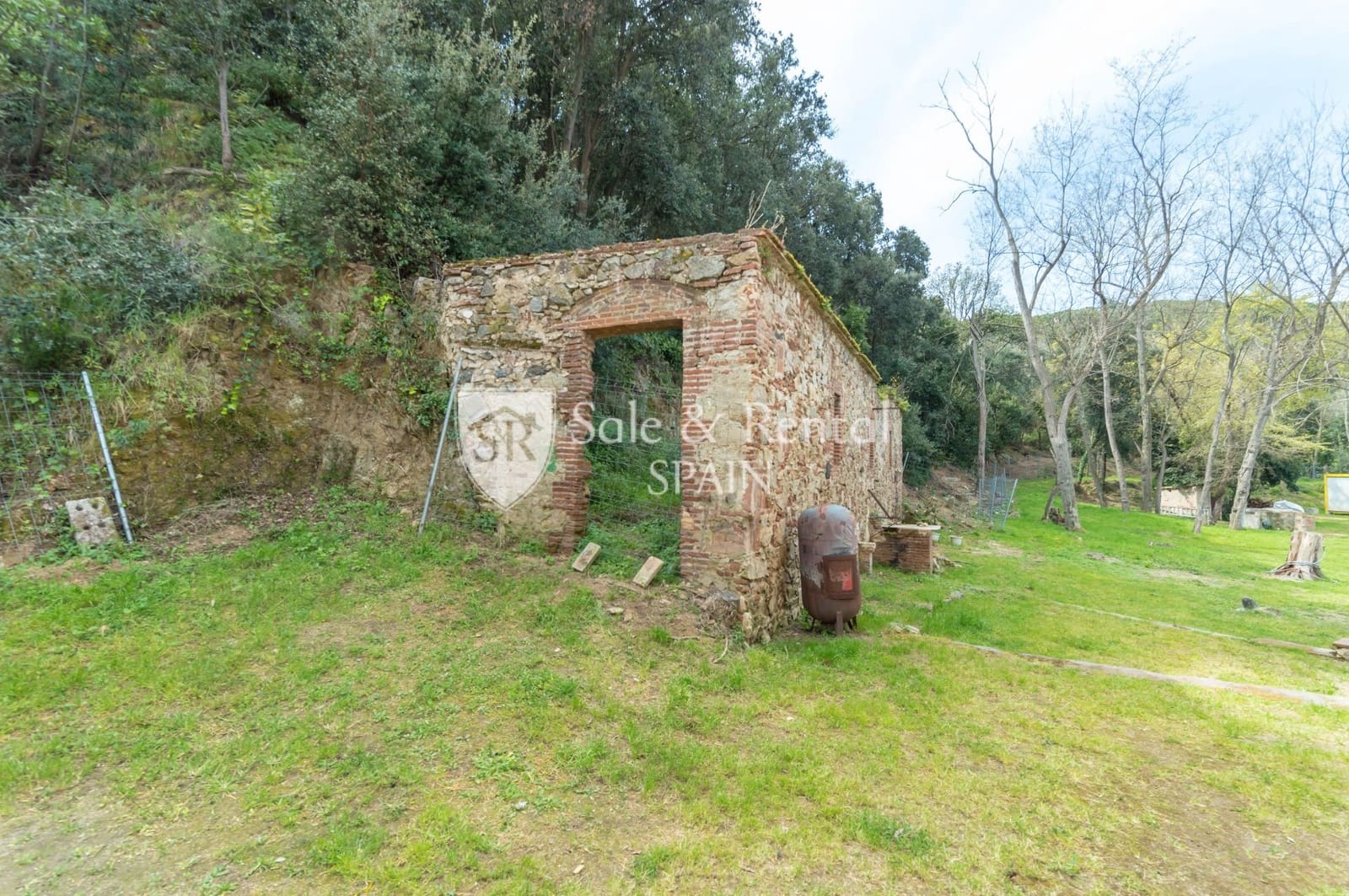 4 bedroom Finca/Country House for sale in Sant Pol de Mar - € 849,000 (Ref: 9421822)