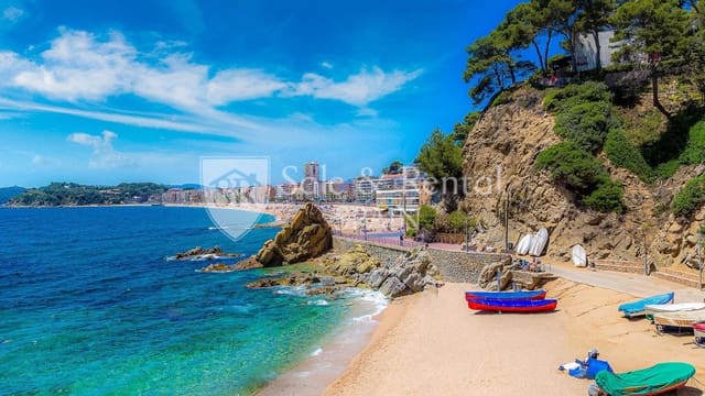 3 soveværelse Erhverv til salg i Centre, Lloret de Mar - € 1.500.000 (Ref: 9430745)