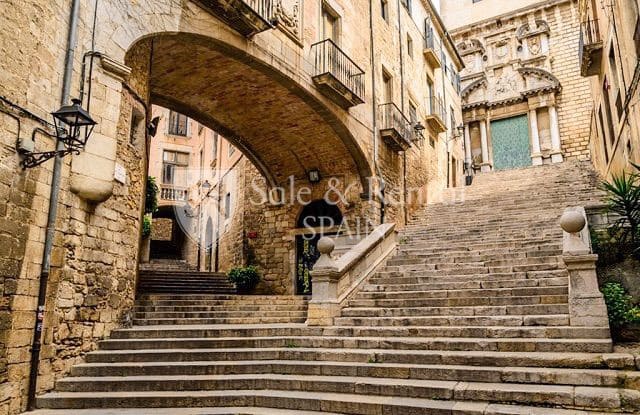 1 chambre Local Commercial à vendre à Blanes - 5 000 000 € (Ref: 9432991)