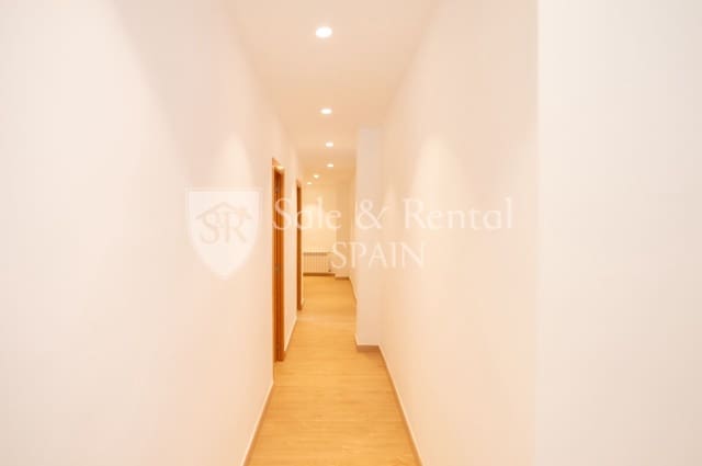 3 slaapkamer Flat te koop in Blanes - € 375.000 (Ref: 9448541)