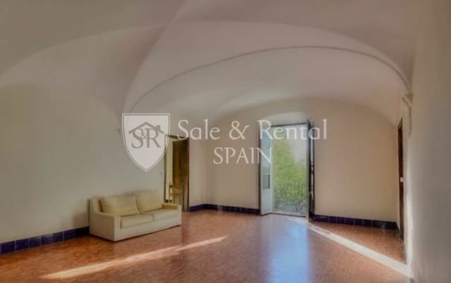 7 bedroom Finca/Country House for sale in Santa Cristina d'Aro - € 1,799,000 (Ref: 9468081)