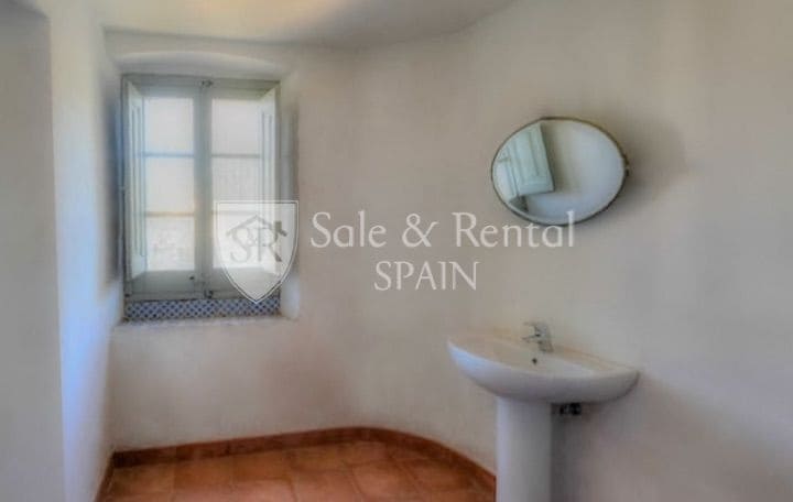 7 bedroom Finca/Country House for sale in Santa Cristina d'Aro - € 1,799,000 (Ref: 9468081)