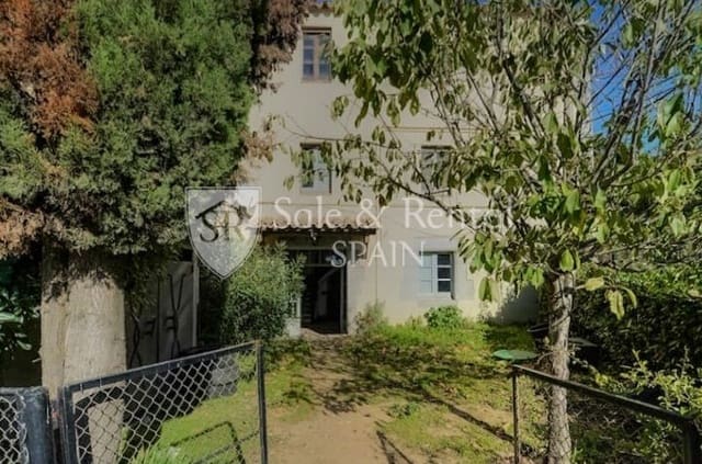 7 bedroom Finca/Country House for sale in Santa Cristina d'Aro - € 1,799,000 (Ref: 9468081)