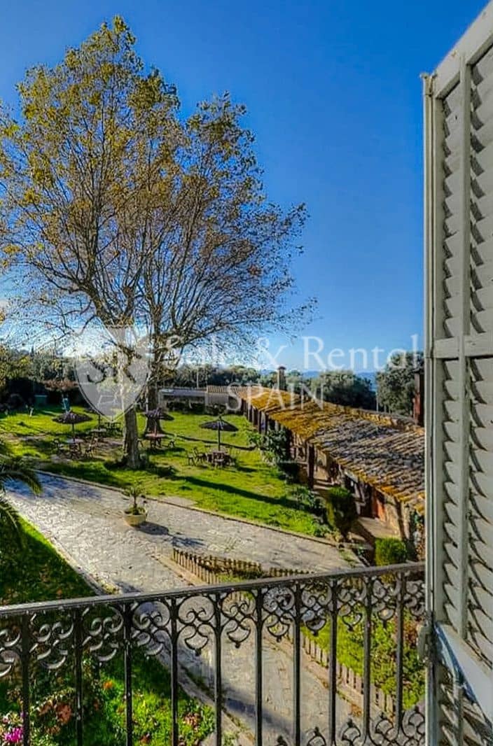 7 sypialnia Willa na sprzedaż w Santa Cristina d'Aro - 1 799 000 € (Ref: 9468082)