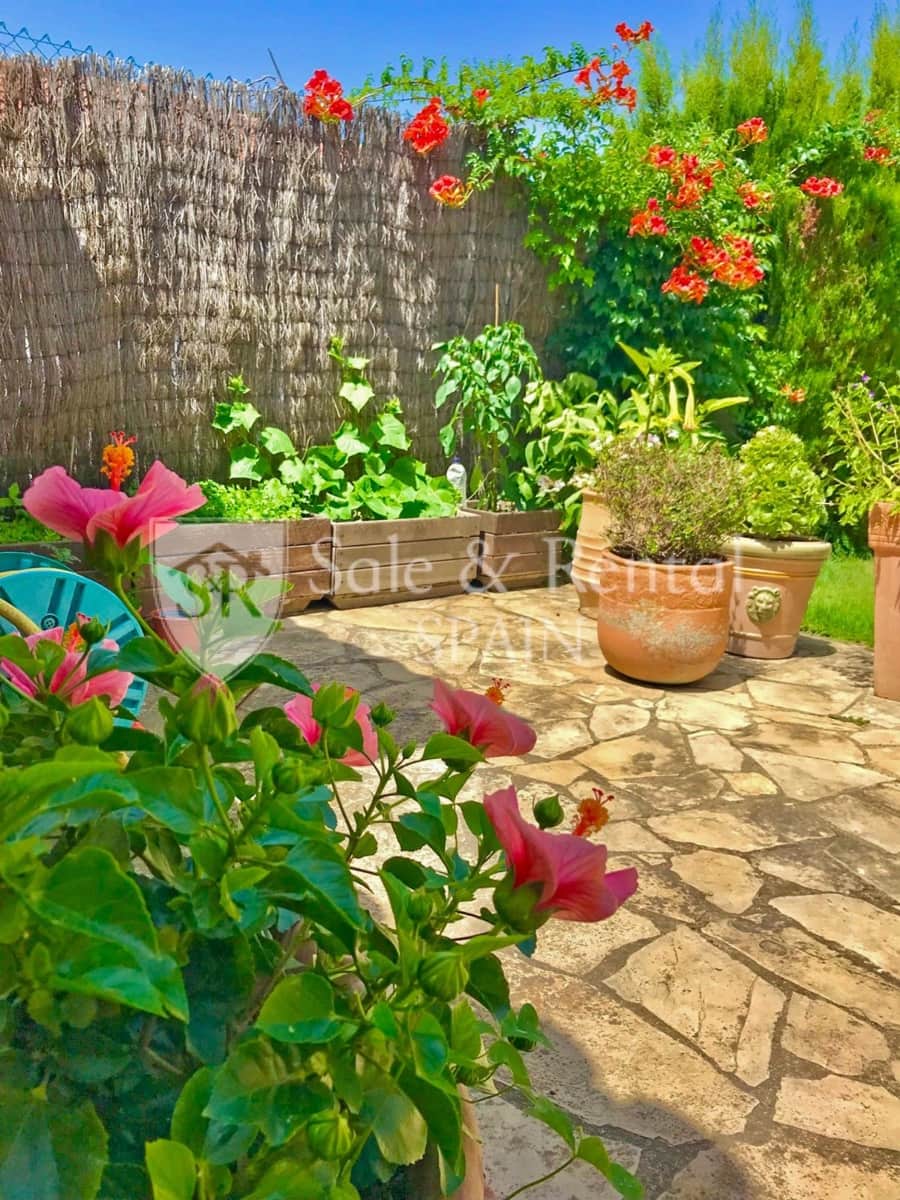 4 sypialnia Willa na sprzedaż w Lloret de Mar z basenem garażem - 630 000 € (Ref: 9473748)