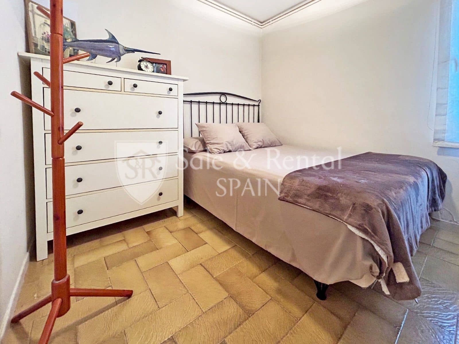 4 sypialnia Willa na sprzedaż w Lloret de Mar z basenem garażem - 630 000 € (Ref: 9473748)