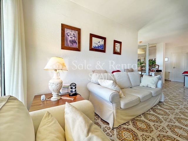 4 Zimmer Villa zu verkaufen in Canyelles, Lloret de Mar mit Pool Garage - 630.000 € (Ref: 9473748)